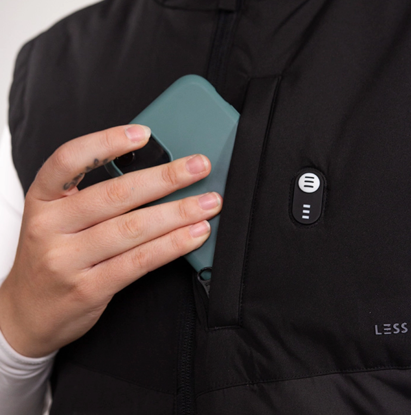 Less Layers Casual Varmevest